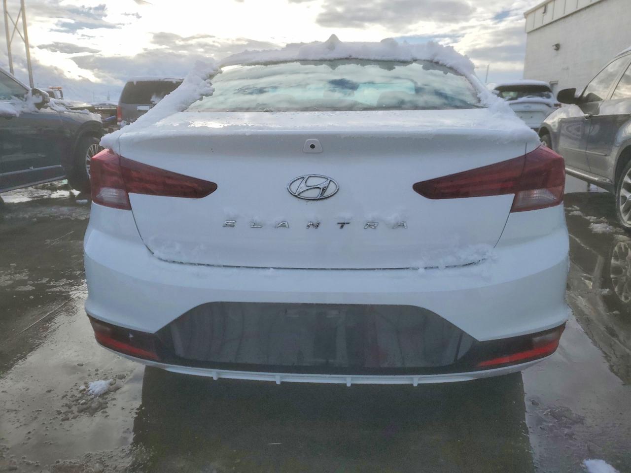 2020 HYUNDAI ELANTRA SEL photo 6