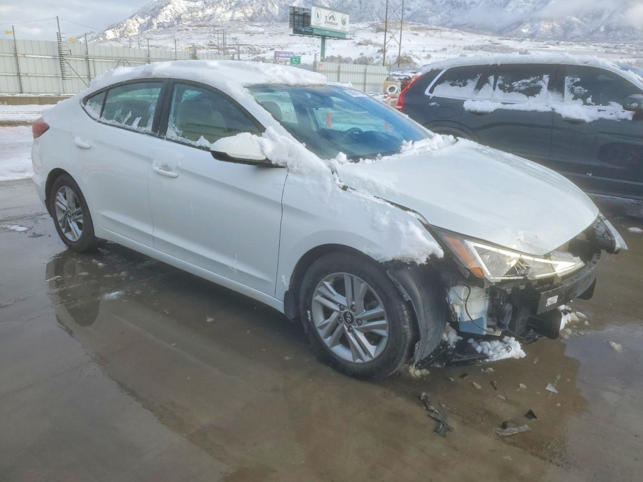 2020 HYUNDAI ELANTRA SEL photo 4