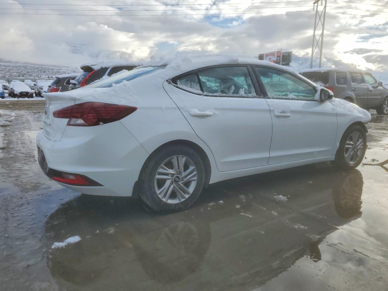 2020 HYUNDAI ELANTRA SEL photo 3