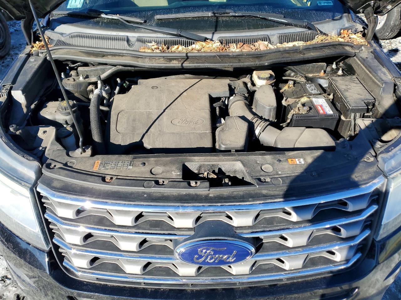 2016 FORD EXPLORER XLT photo 34