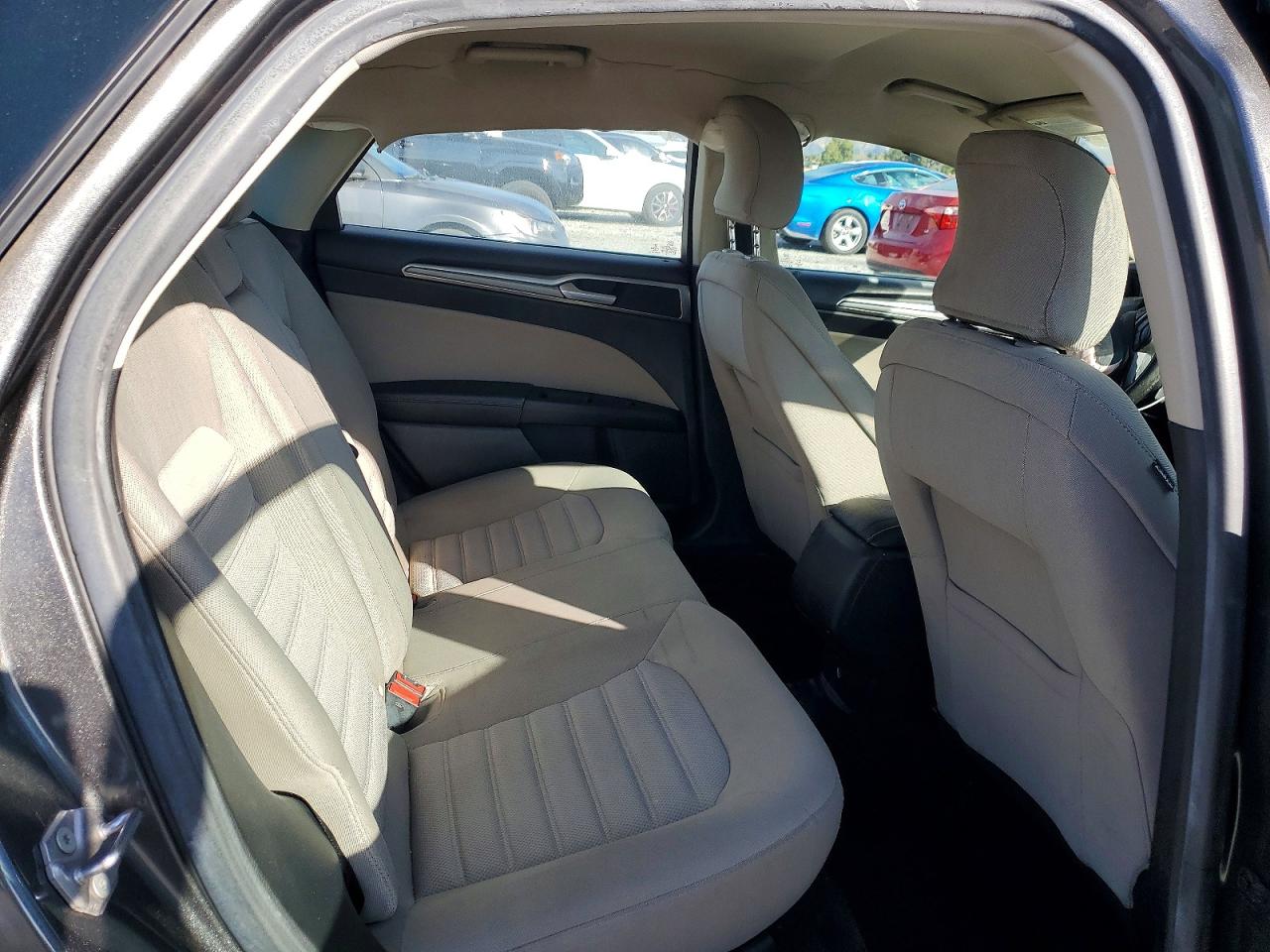 2017 FORD FUSION S photo 19
