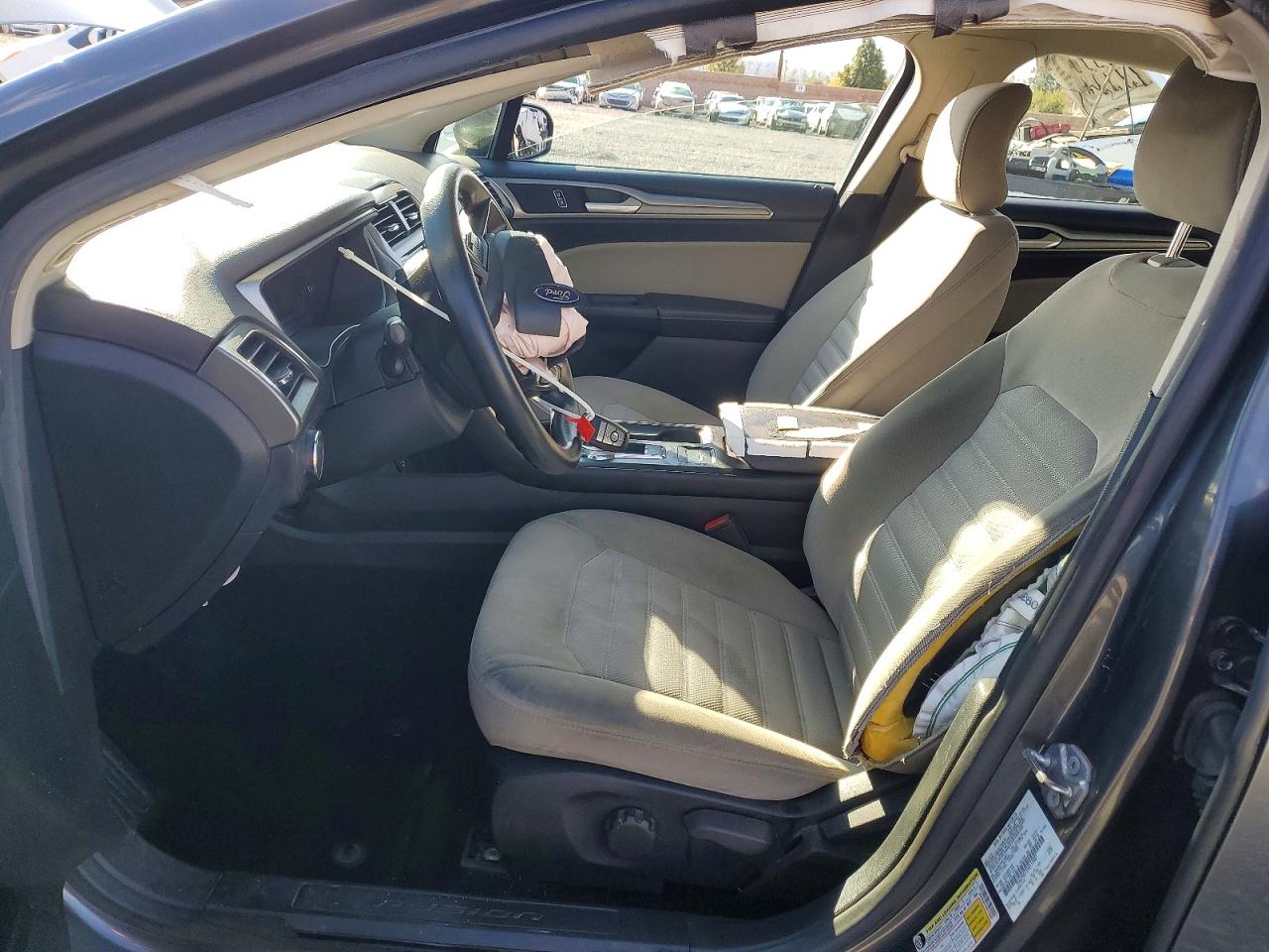 2017 FORD FUSION S photo 13