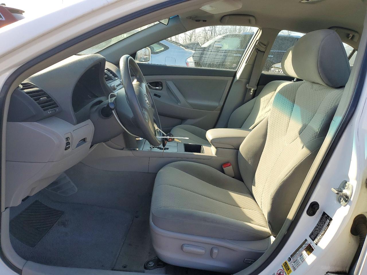 2009 TOYOTA CAMRY BASE photo 13