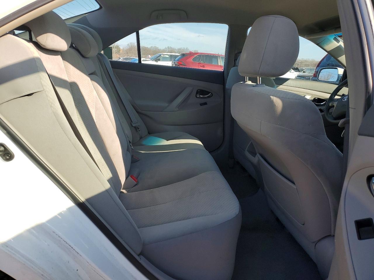 2009 TOYOTA CAMRY BASE photo 19