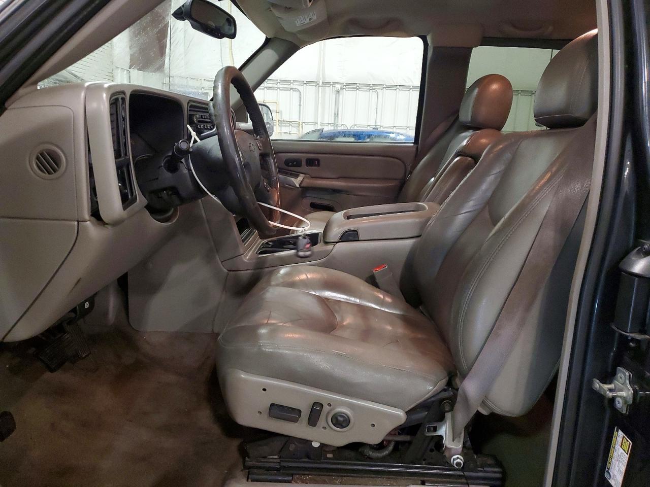 2004 CHEVROLET SILVERADO K1500 photo 7