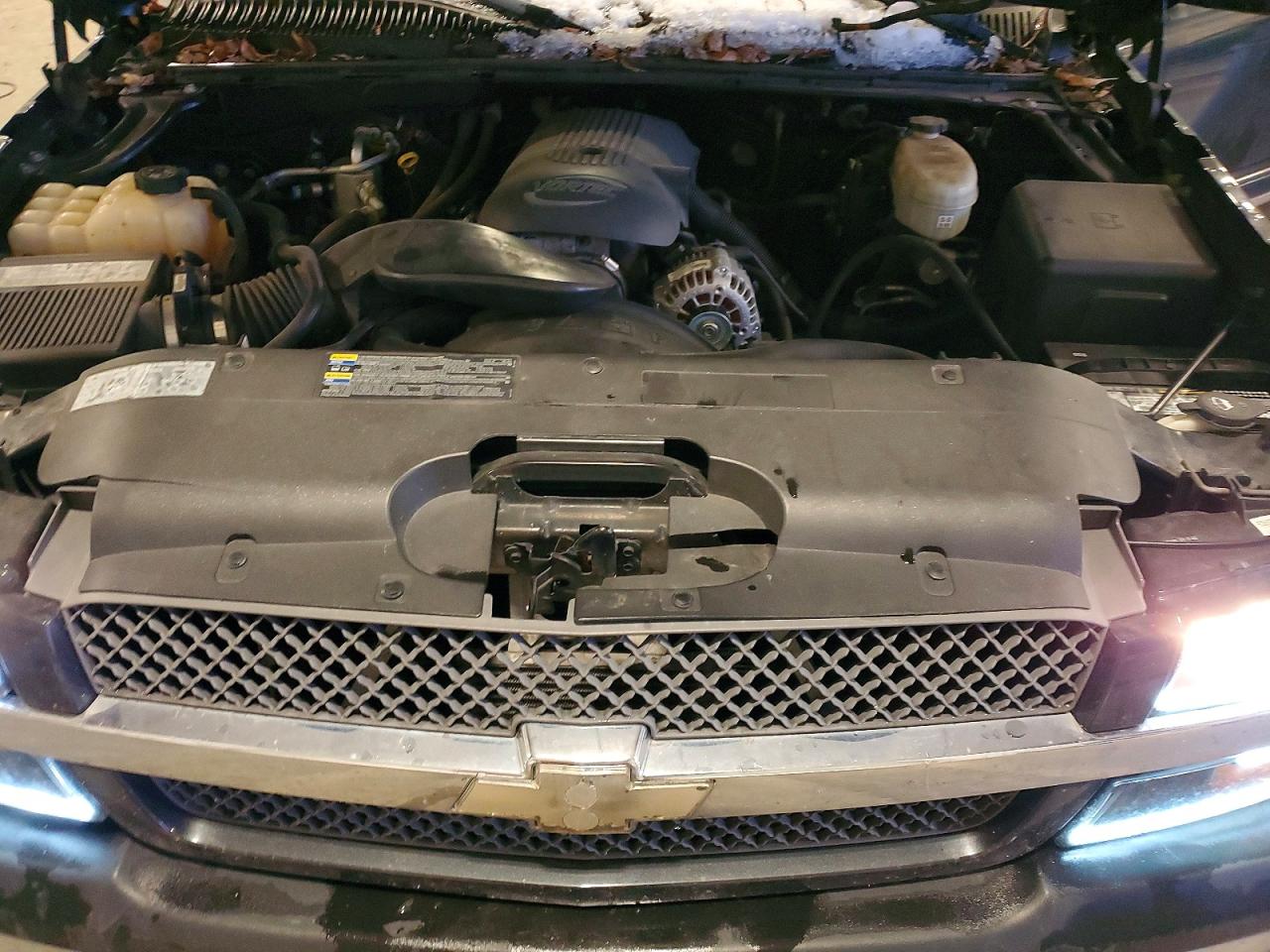 2004 CHEVROLET SILVERADO K1500 photo 11