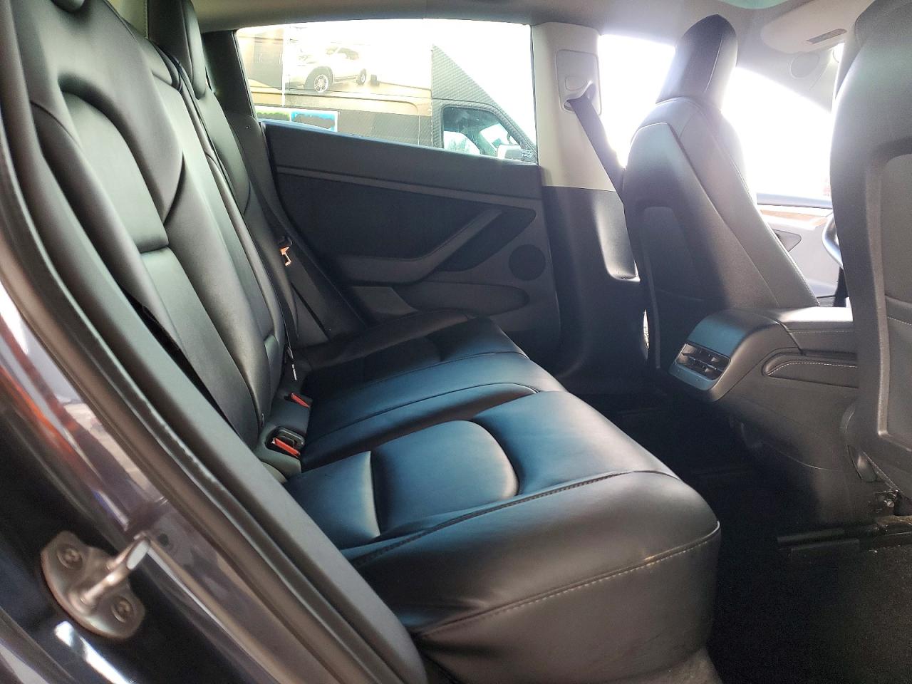 2022 TESLA MODEL 3 photo 10