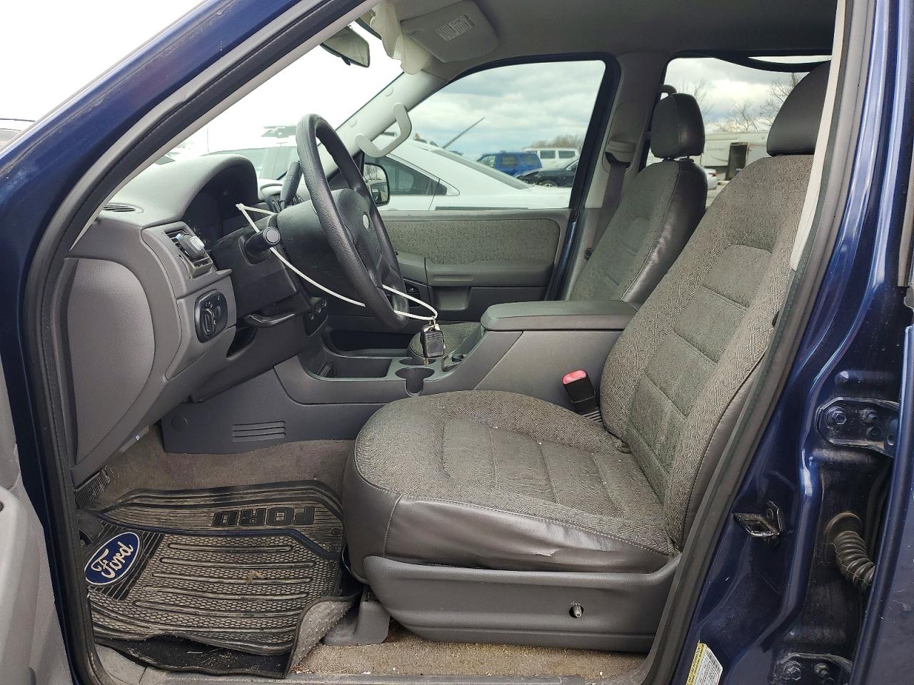 2004 FORD EXPLORER XLS photo 19