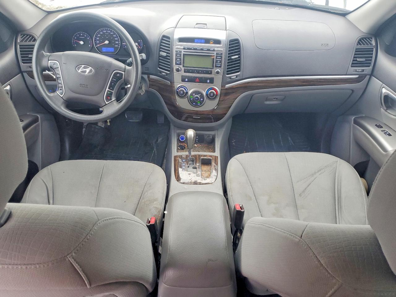 2010 HYUNDAI SANTA FE GLS photo 8