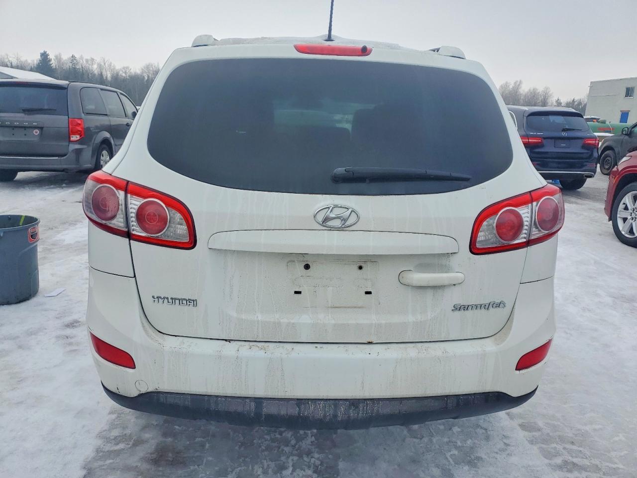 2010 HYUNDAI SANTA FE GLS photo 6