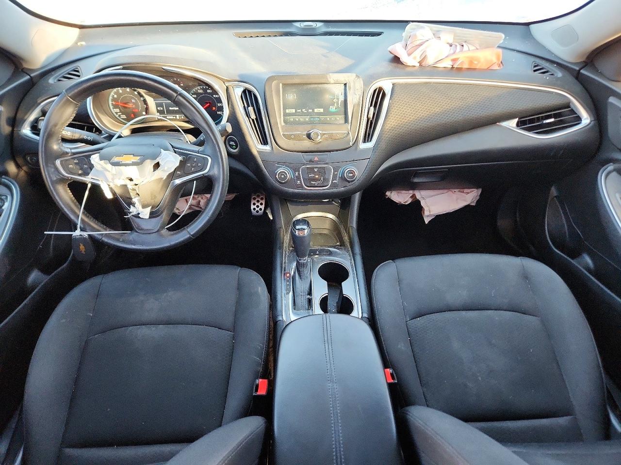 2016 CHEVROLET MALIBU LT photo 8