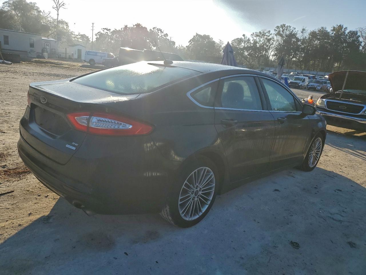 2014 FORD FUSION SE photo 3