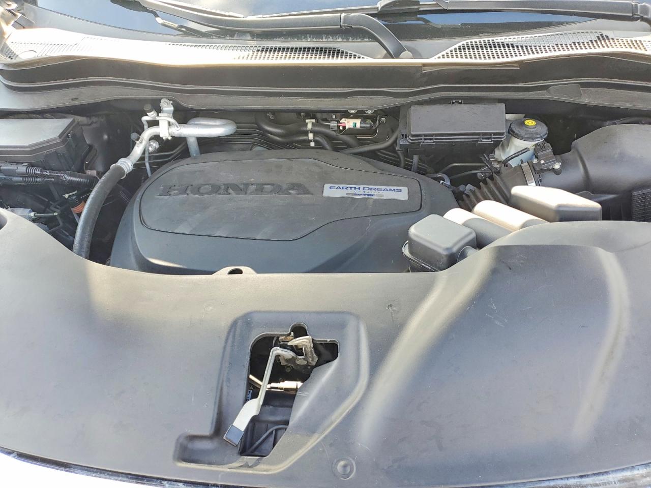 2016 HONDA PILOT EX photo 11