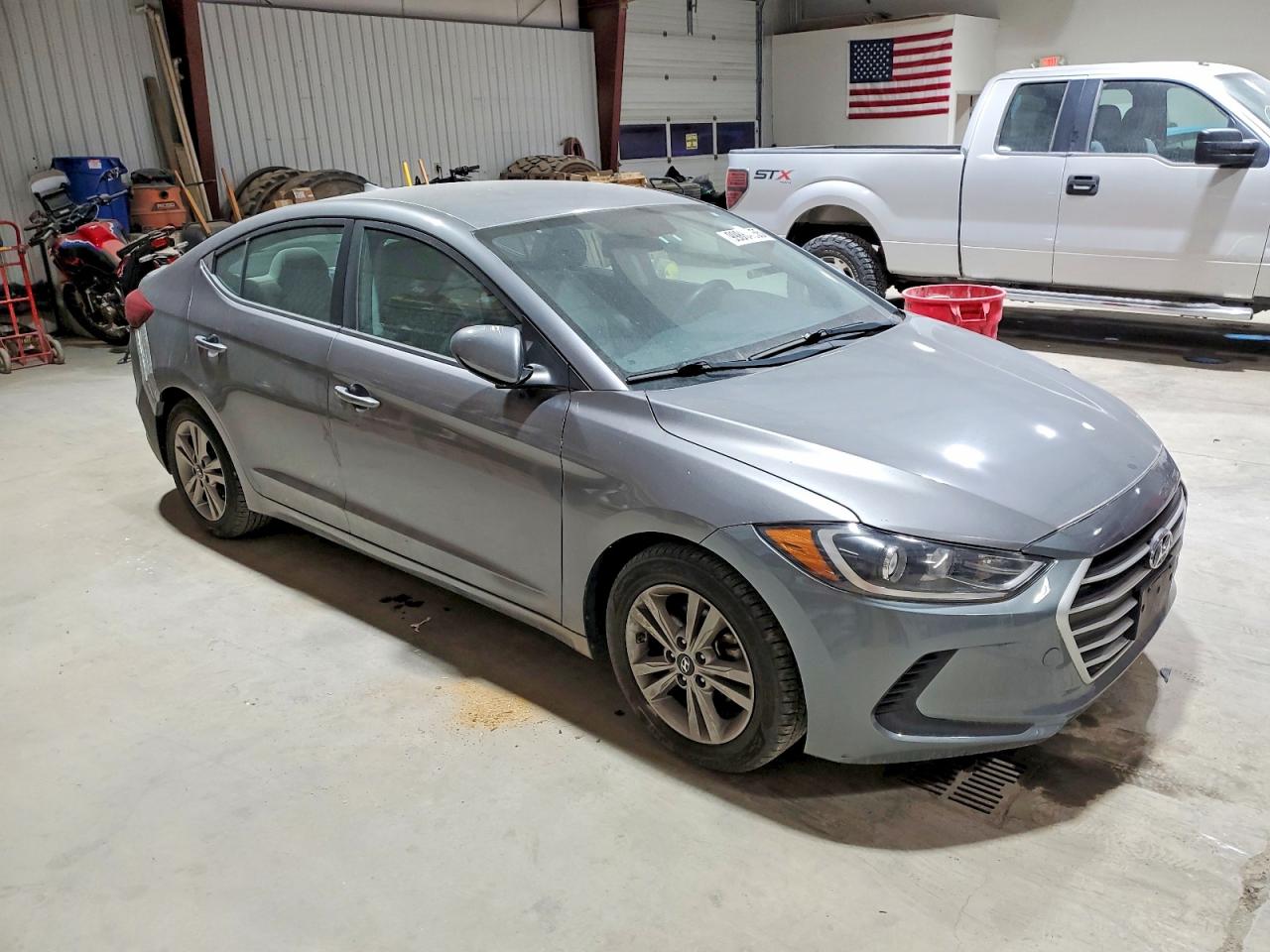 2017 HYUNDAI ELANTRA SE photo 4