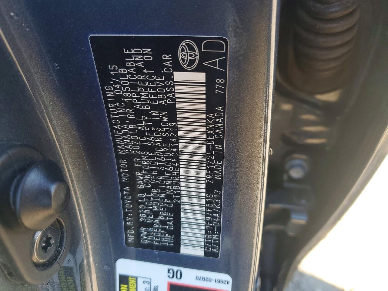 2015 TOYOTA COROLLA L photo 12