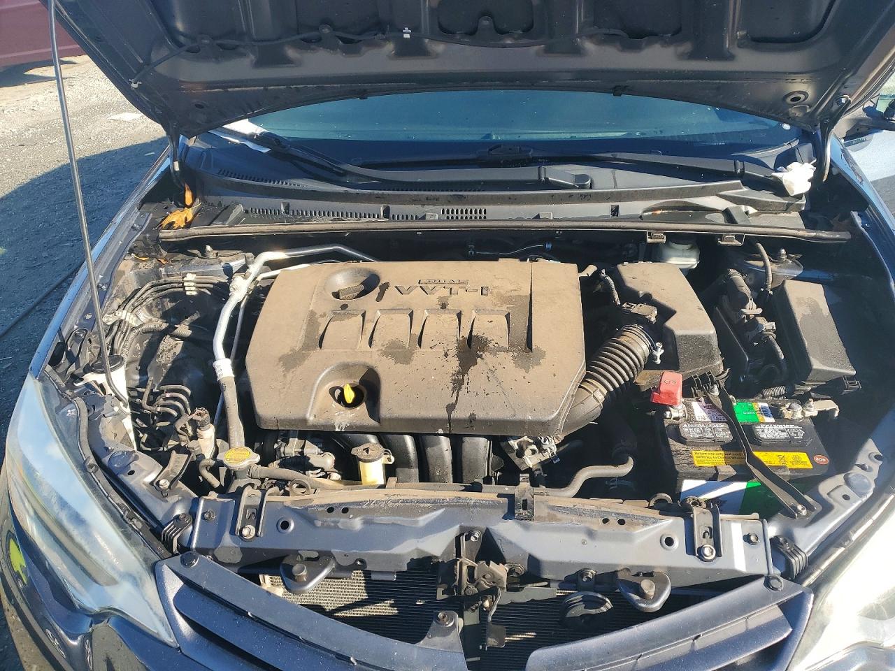 2015 TOYOTA COROLLA L photo 11