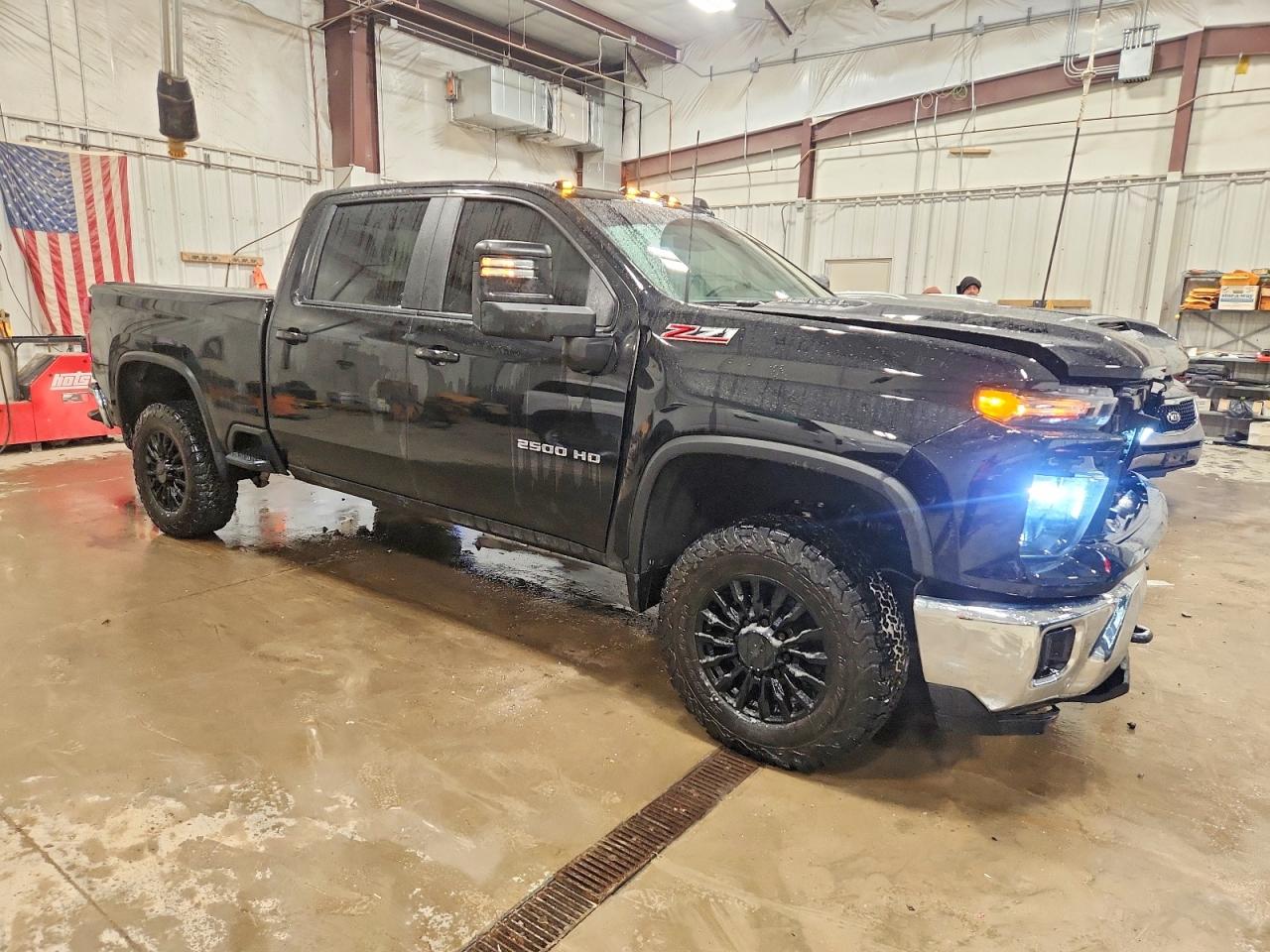 2024 CHEVROLET SILVERADO K2500 HEAVY DUTY LT photo 4