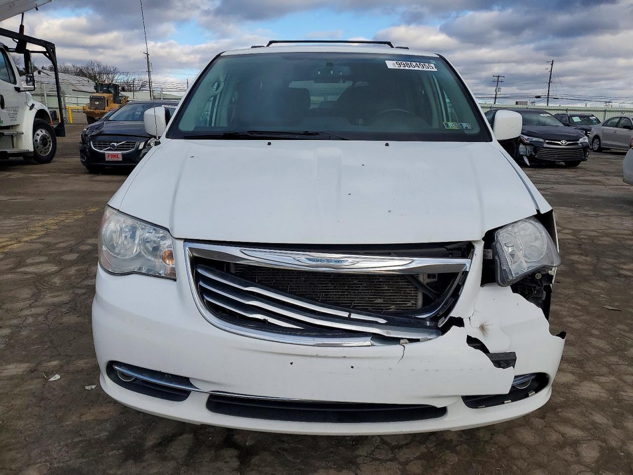2015 CHRYSLER TOWN & COUNTRY TOURING photo 5