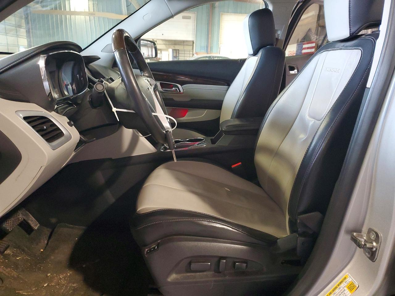 2017 GMC TERRAIN DENALI photo 7