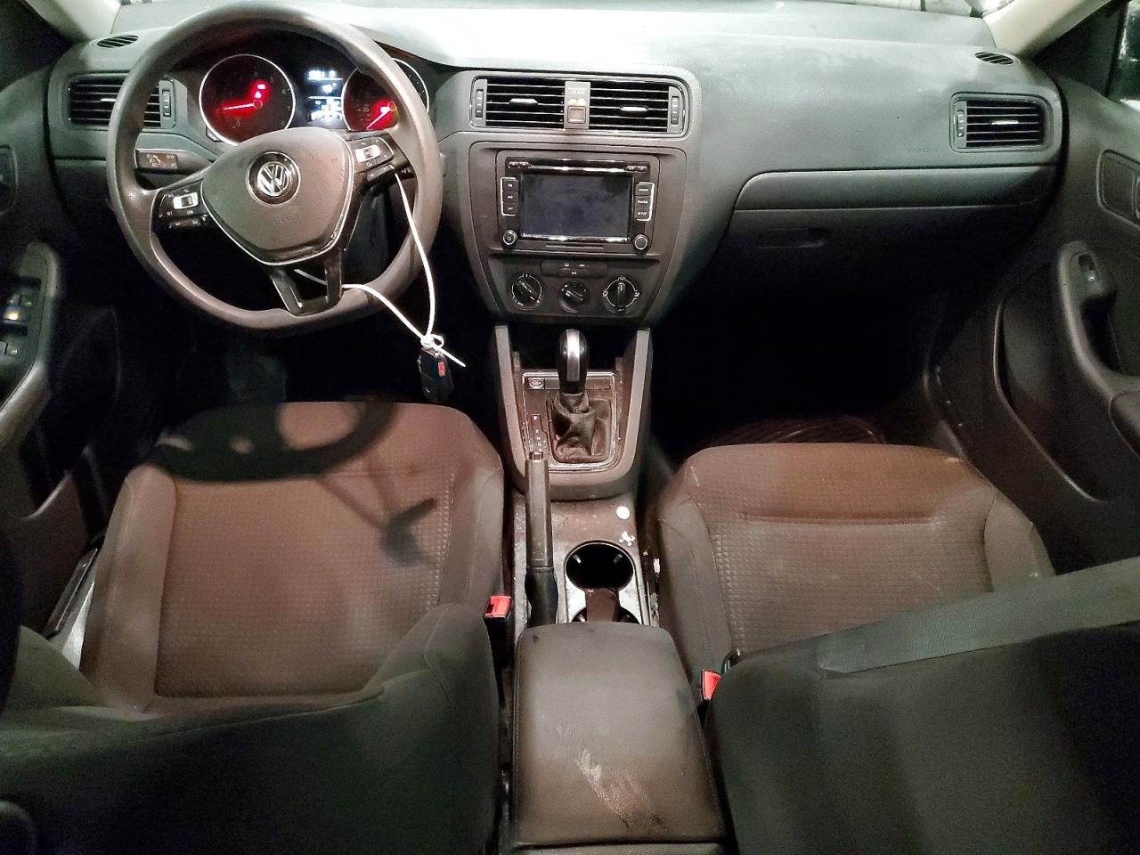2015 VOLKSWAGEN JETTA BASE photo 8
