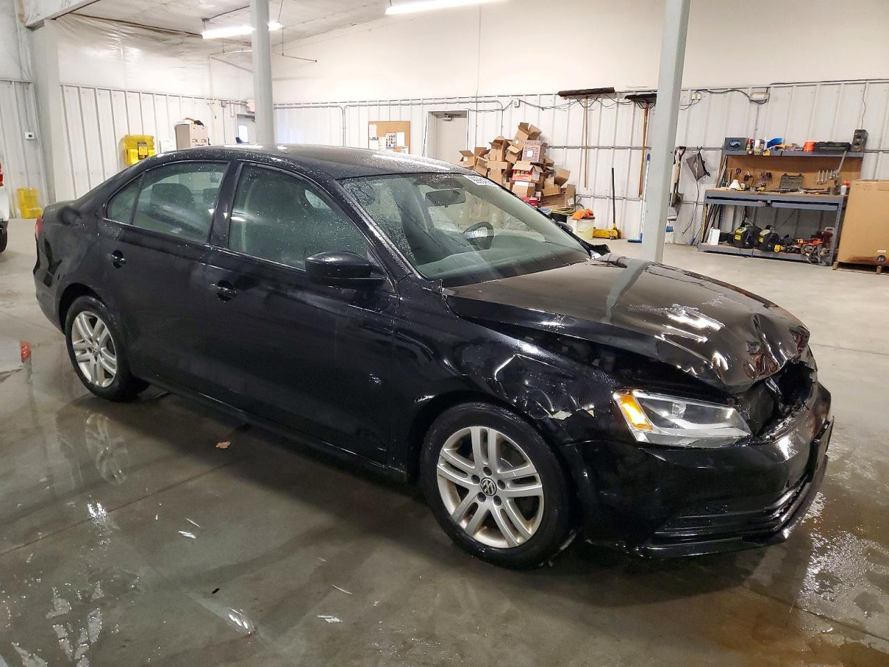 2015 VOLKSWAGEN JETTA BASE photo 4