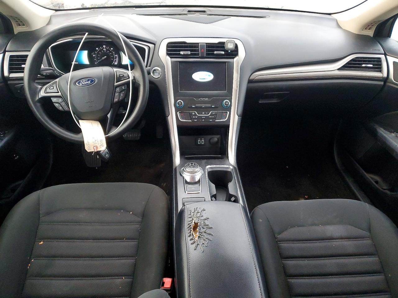 2019 FORD FUSION SE photo 8