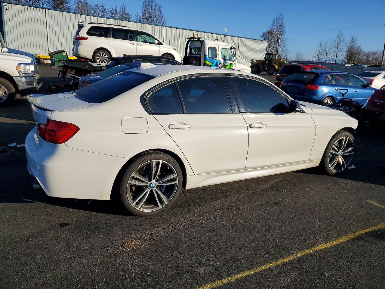 2015 BMW 335 XI photo 3