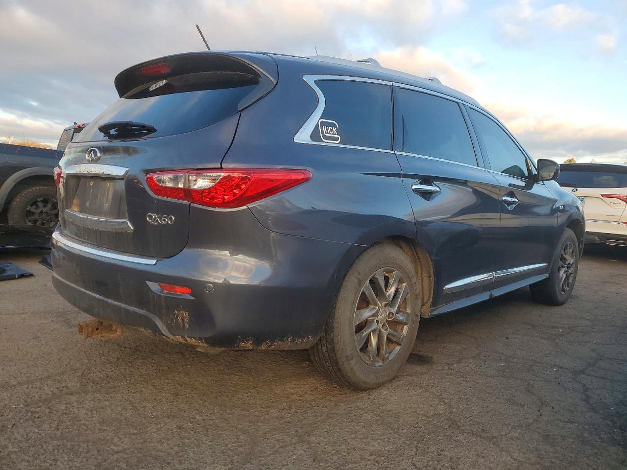 2014 INFINITI QX60 photo 3