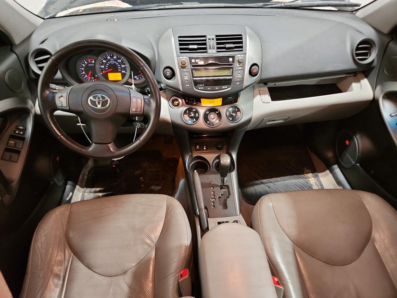 2011 TOYOTA RAV4 LIMITED photo 8