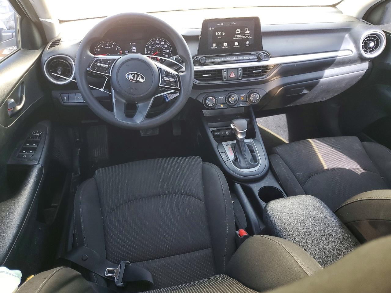 2020 KIA FORTE FE photo 8