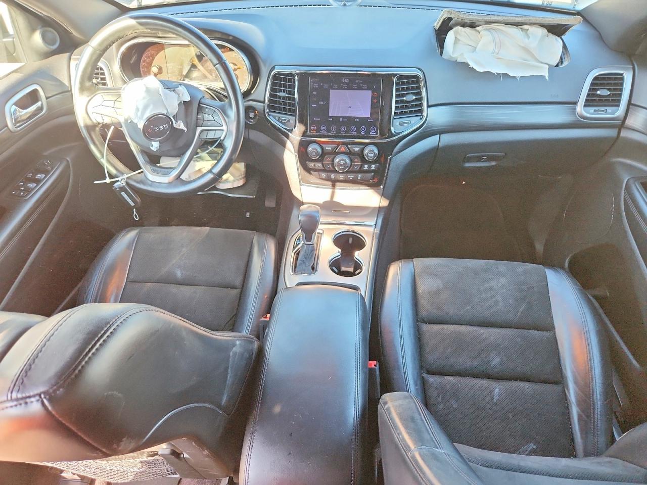 2019 JEEP GRAND CHEROKEE LAREDO photo 8