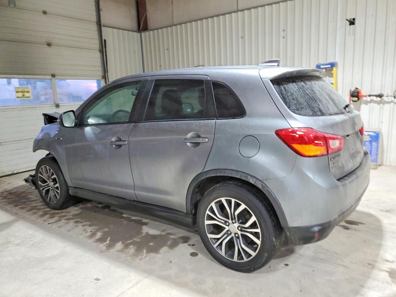 2017 MITSUBISHI OUTLANDER SPORT ES photo 2