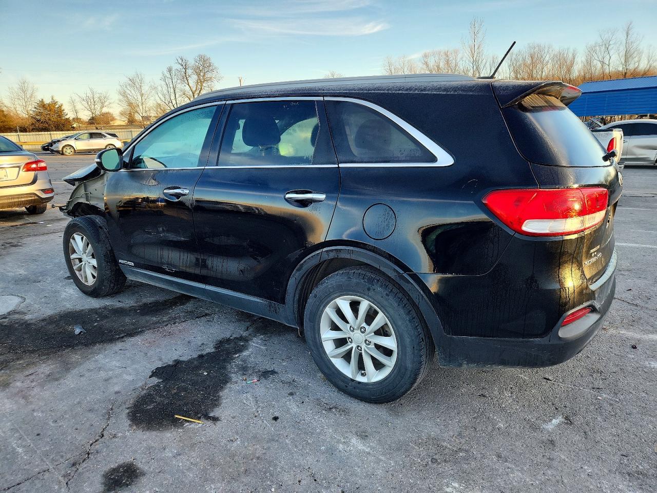 2017 KIA SORENTO LX photo 2