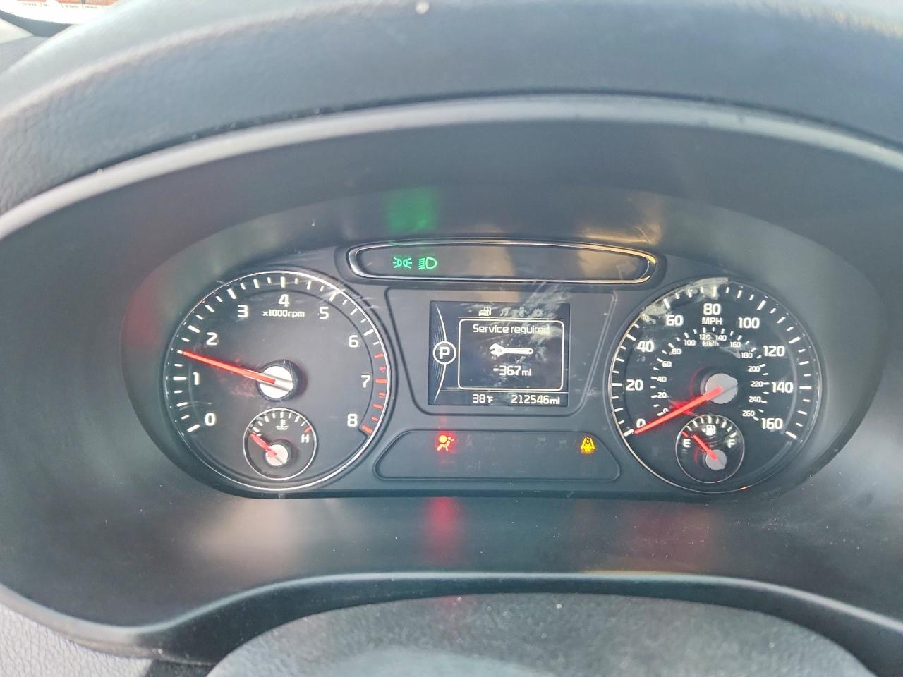 2017 KIA SORENTO LX photo 9
