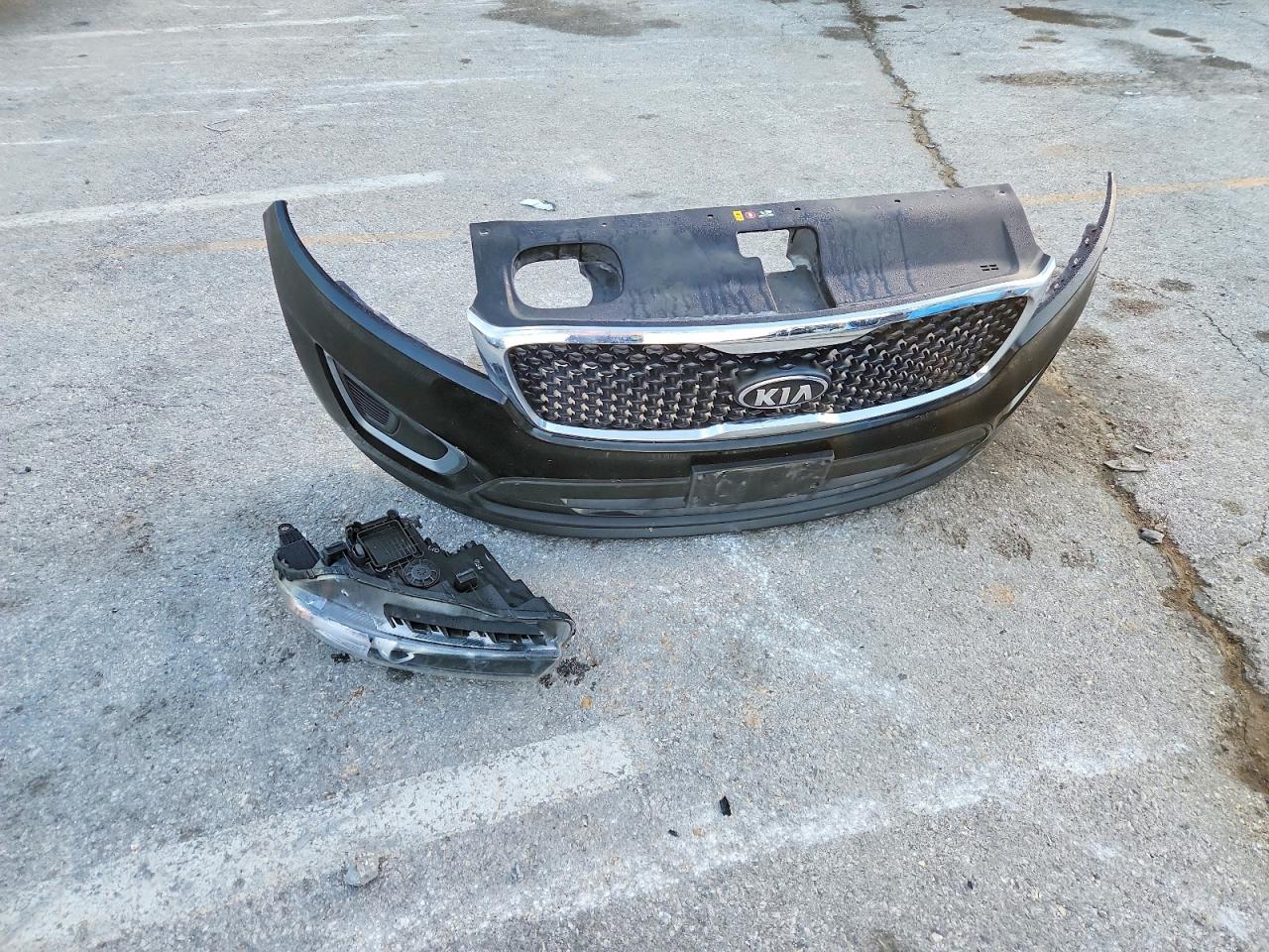 2017 KIA SORENTO LX photo 13
