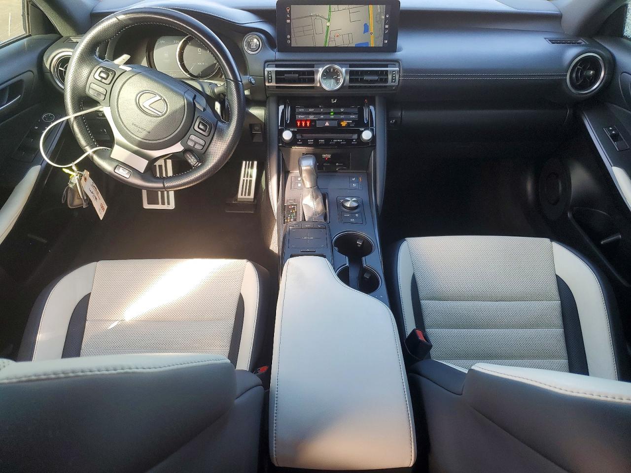 2022 LEXUS IS 350 F SPORT photo 8