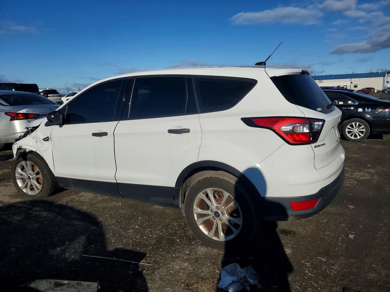 2017 FORD ESCAPE S photo 3