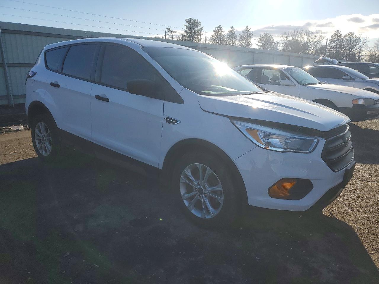 2017 FORD ESCAPE S photo 7