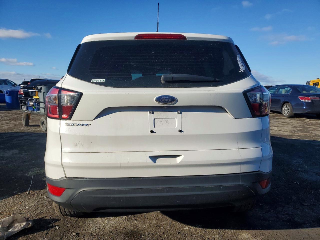 2017 FORD ESCAPE S photo 11