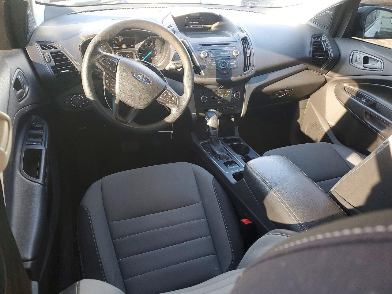 2017 FORD ESCAPE S photo 15