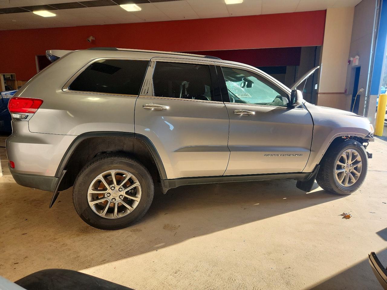 2014 JEEP GRAND CHEROKEE LIMITED photo 3