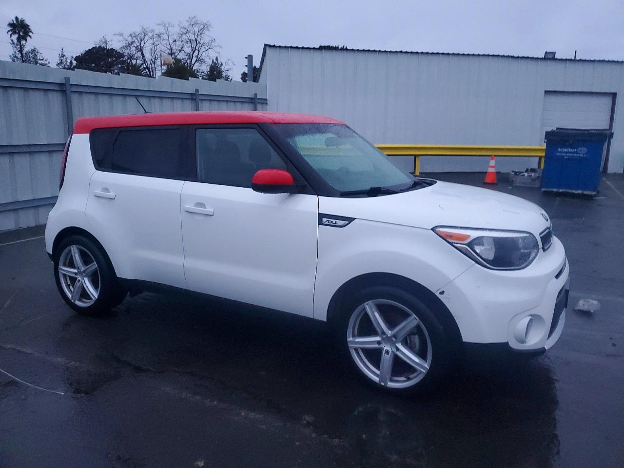 2018 KIA SOUL + photo 4