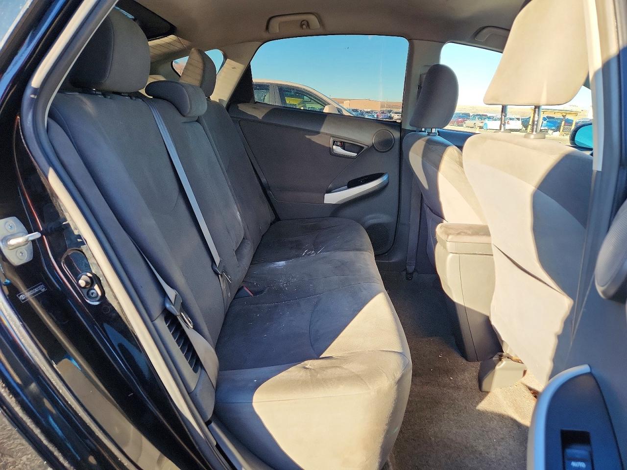 2010 TOYOTA PRIUS photo 10