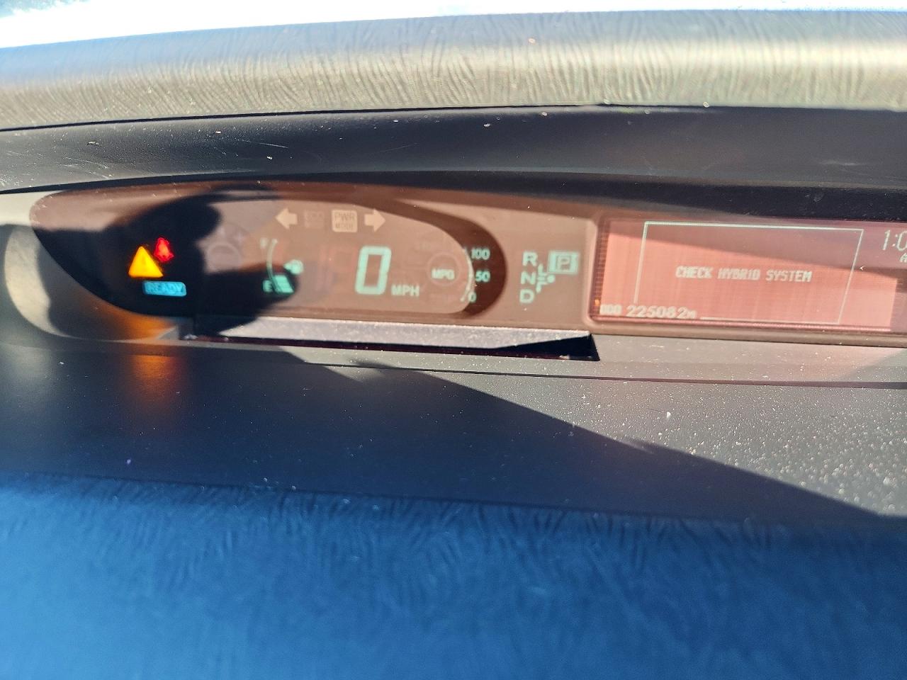 2010 TOYOTA PRIUS photo 9