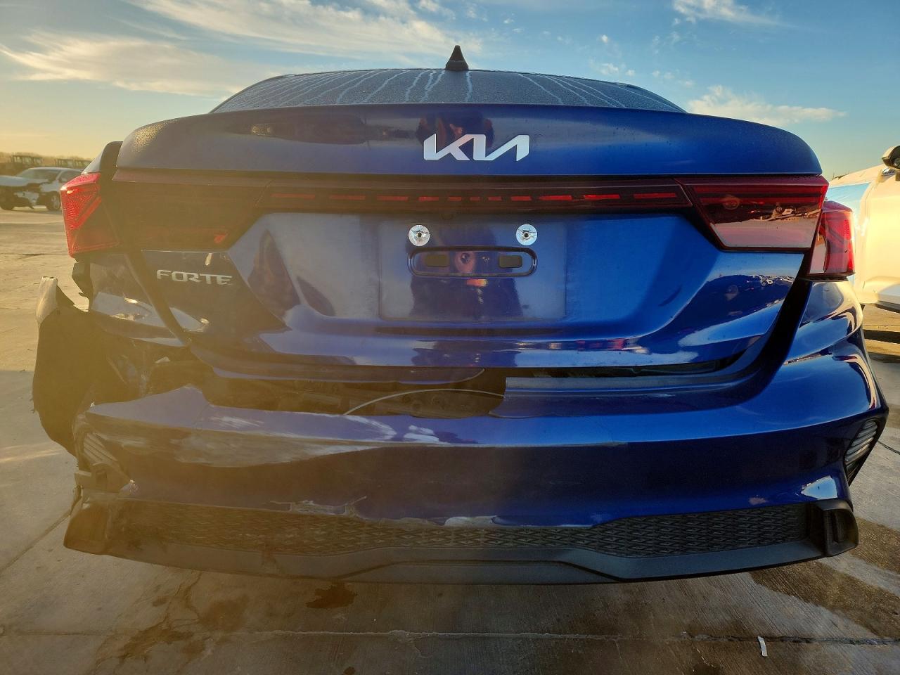 2023 KIA FORTE LX photo 6