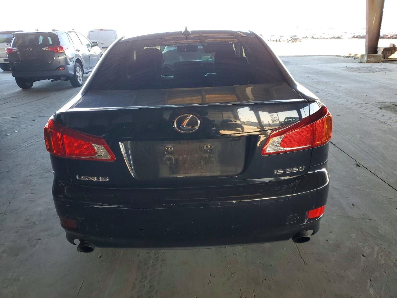2010 LEXUS IS 250 photo 6