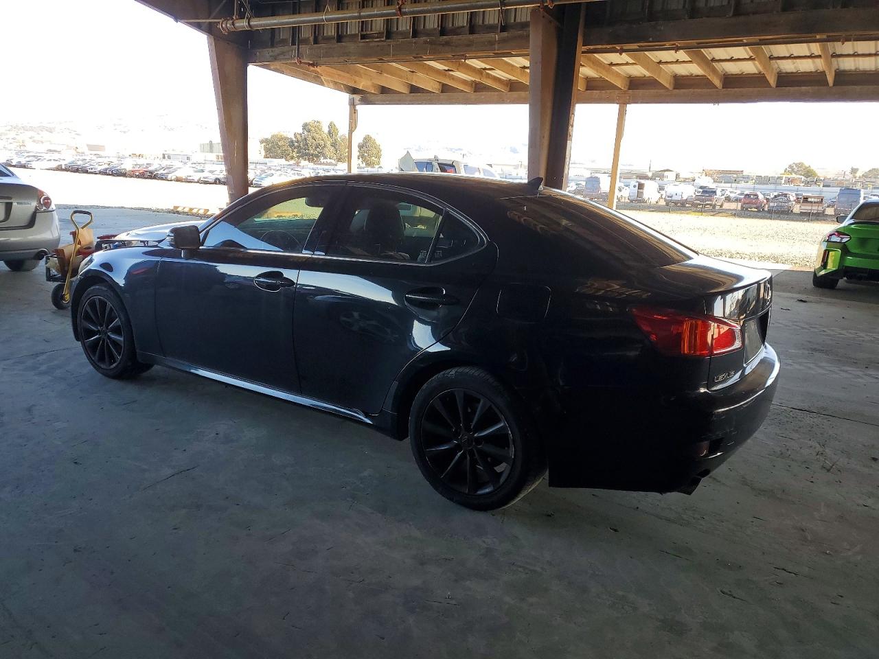 2010 LEXUS IS 250 photo 2