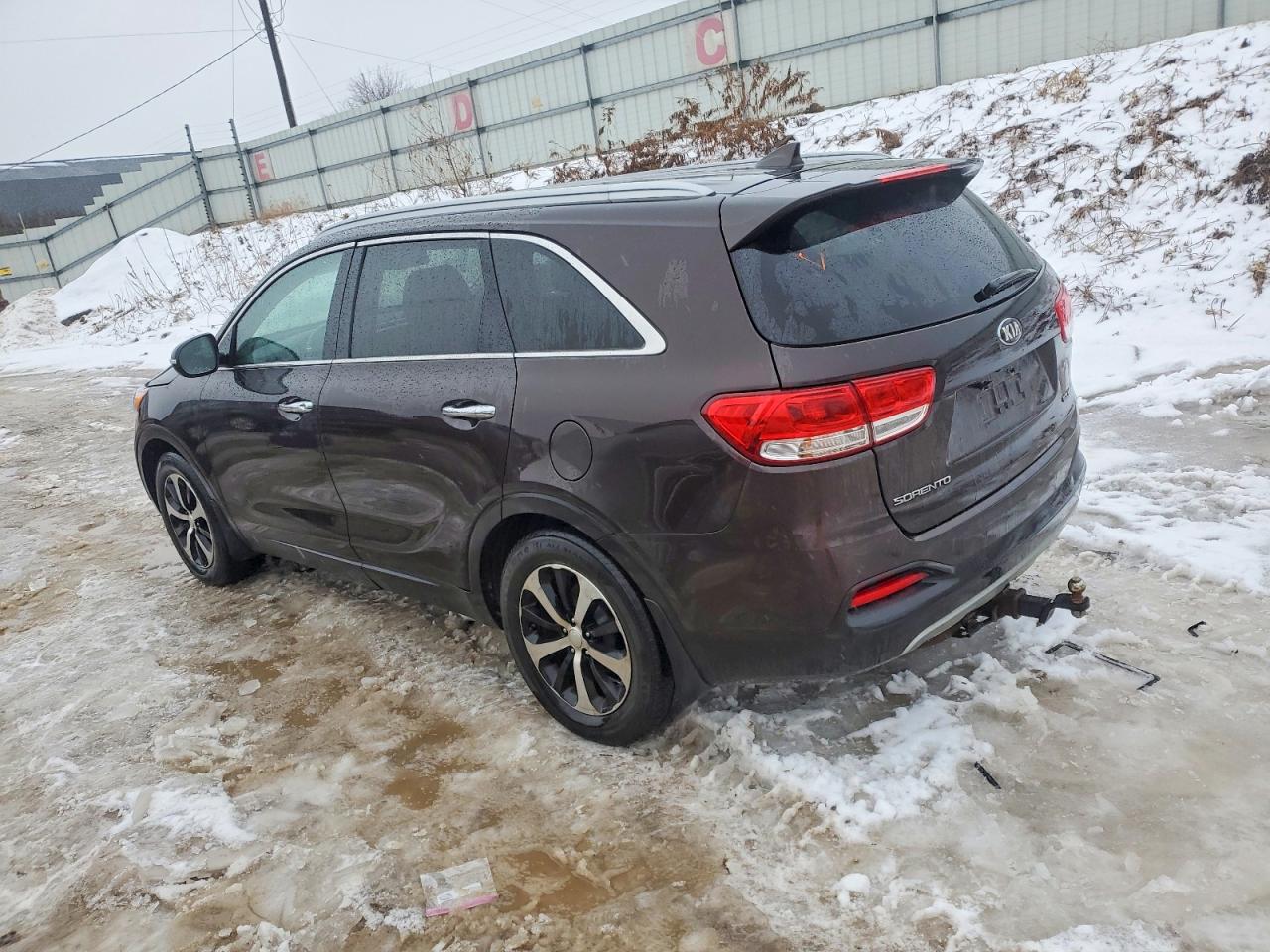2016 KIA SORENTO EX photo 2