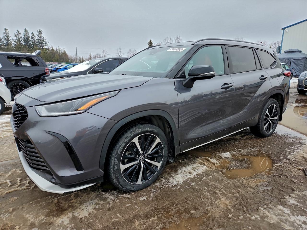 2021 TOYOTA HIGHLANDER