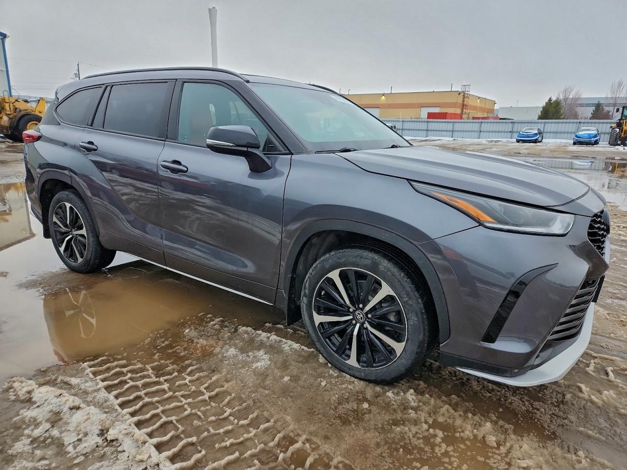 2021 TOYOTA HIGHLANDER XSE photo 4